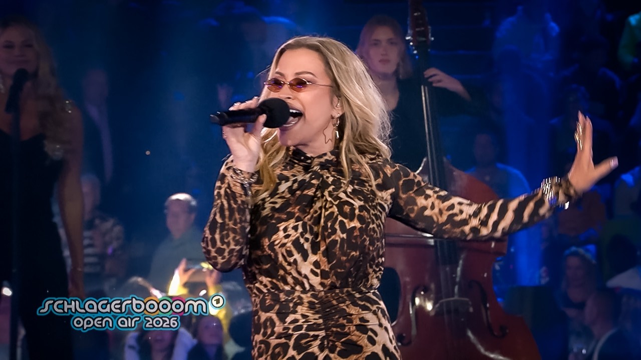 Anastacia - I’m Outta Love / Left Outside Alone 