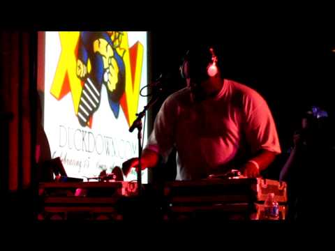 DJ Evil Dee on the 1's and 2's @ BB King, NYC