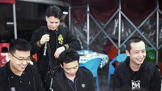 Download lagu 大排檔賣唱被點歌《精忠報國》，小姐姐語出驚人給我介紹對象？？！原唱#屠洪剛 cover.大勝歌歌】#cpop mp3
