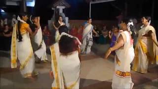Download lagu Thiruvathira Dance angane njan mp3 Download lagu Thiruvathira Dance angane njan mp3