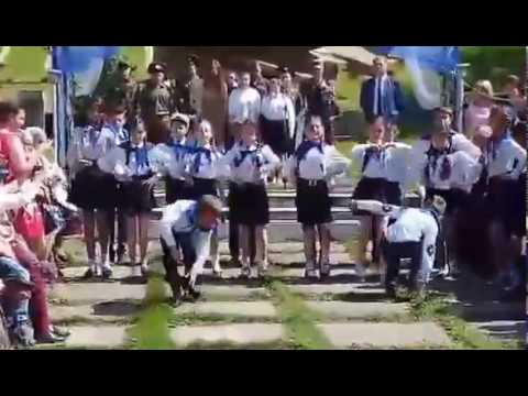 Ansamblul Draghistenii Dans Iablocika 9 mai 2017