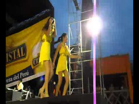 las chicas de ♥ Serrano bailando