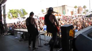 Lighthouse [Live] - The Word Alive