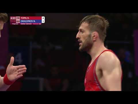 BRONZE FS - 61 kg: R. TOPAL (TUR) v. N. OKHLOPKOV (ROU)