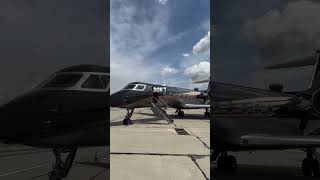 Poor People Show It Rich People Build It #mindset #wealth #shorts #levelup #vybo