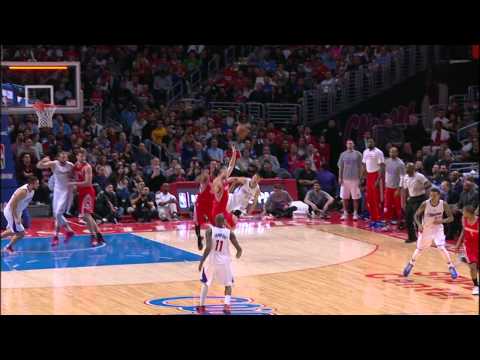 Kostas Papanikolaou's One-Handed Steal and Assist for the Slam