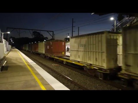 Two NR's and Two G Class with 7SB1 at Narara - 14/5/16