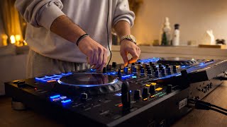 Afro House Set in the living room