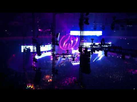 MAYDAY 2011 - Twenty Young - Members of Mayday - ARENA (1/4)