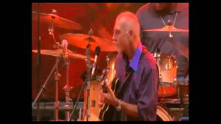 Larry Carlton - Burnable - Live Performance - Jazz A Vienne