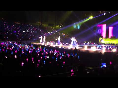 130105 4minute - Hot Issue (AIA K-POP)[Fancam]