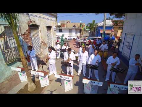 Mi Veracruz.- Danzonera La Playa. (Vídeo oficial)