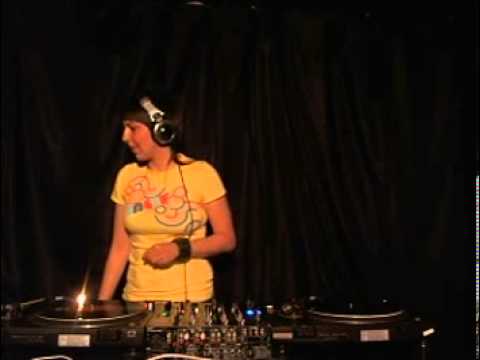 Ane @ RTS.FM - 27.04.2011