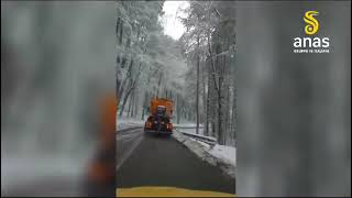 forti-nevicate-nel-salernitano-intervengono-mezzi-spargisale