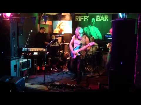 Timo's Birthday, the Voyager with Nick Barrett and friends