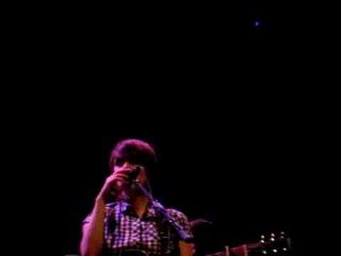 13/17 Tegan & Sara - Tegan Fainted @ Terminal 5, New York