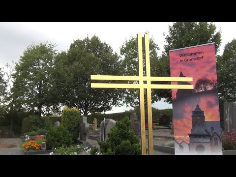 2022-09-28 Wetterhahn Alte Kirche Gransdorf
