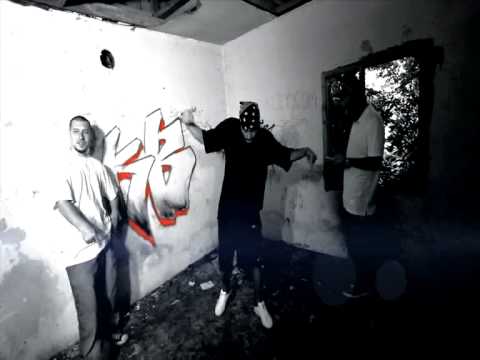 ANACONDA  feat dEdE-PANİK YOK