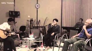 Download lagu Ariel, Lukman, David ft Iwan Fals - Yang Terlupakan (Akustik) @DELTA F.M 23 Desember 2015 mp3