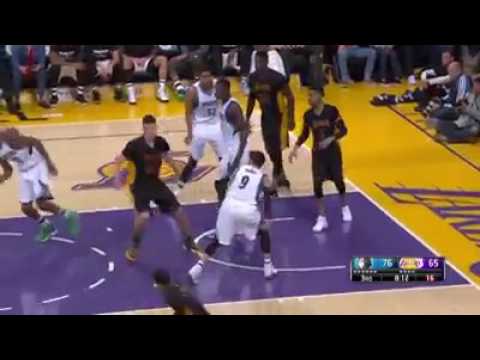 JJ Barea tosses a pinpoint DIME to lead the Top 10 Assists of the Week! March 28, 2017