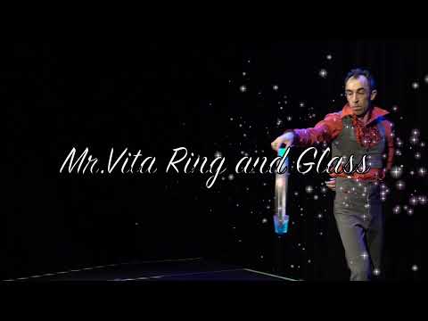 Kiki Vita - Gentleman Juggler - Ring and Glass Juggling Routine - Short Promo.