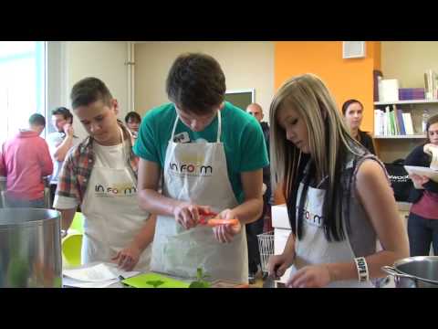 gut "Klasse kochen" mit Tim Mälzer in Neuenkirchen  voll