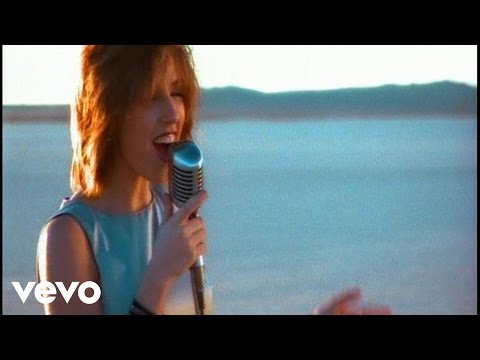 Rebecca Lynn Howard - Out Here In The Water