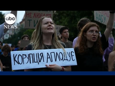 Zelenskyy faces major anti-corruption protests