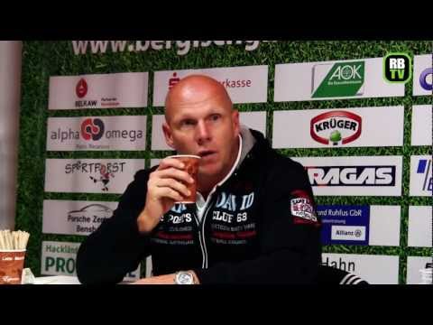 PK Schacht SV Bergisch Gladbach 09 gegen SC Verl - 9. Spieltag Regionalliga West - Saison 2012/2013