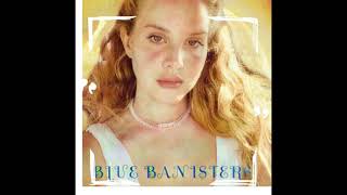 Kadr z teledysku Blue Banisters tekst piosenki Lana Del Rey