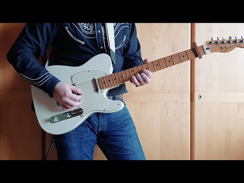 Folsom Prison Blues - Comparing the styles of Johnny Cash's guitar players