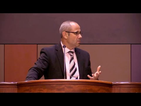 Luigi Mitoi - Moses and the Call of God - part 2 (June 12, 2016)