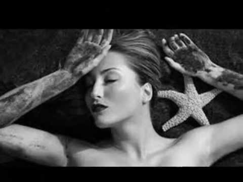 ╰★╮I say a little prayer   Aretha Franklin