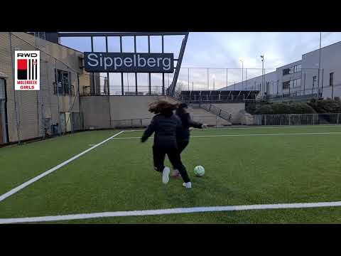 Gheorghe Hagi : Move | RWDM-GIRLS