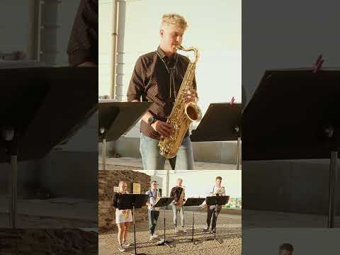 Svítá / Jaroslav Ježek, Jiří Voskovec a Jan Werich #busking #shorts