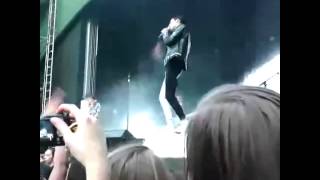 The Neighbourhood   Everybody&#39;s Watching Me Uh Oh 2 @ Vancouver