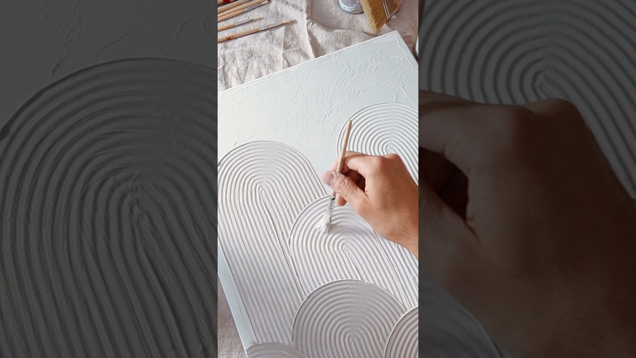 Testing out an Assembli textured canvas DIY kit 🤩🥰 #plasterart #wallart #diy #japandi #minimalist