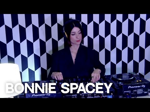 Bonnie Spacey [MIA MAO live] DJ set | Disco
