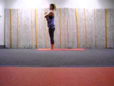 Yogaflow - High lunge twisting warm up