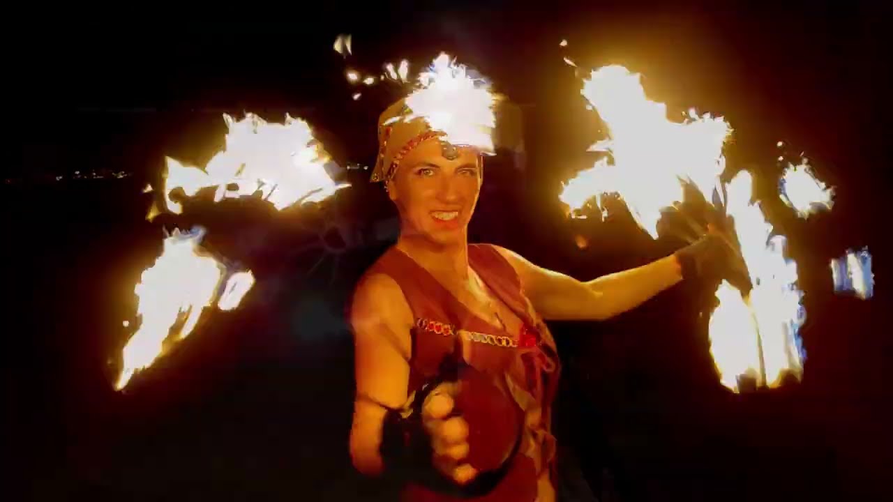 BURNING LOTUS [LOTUS ARDIENTE] Abanicos de Fuego con Leena Qadi