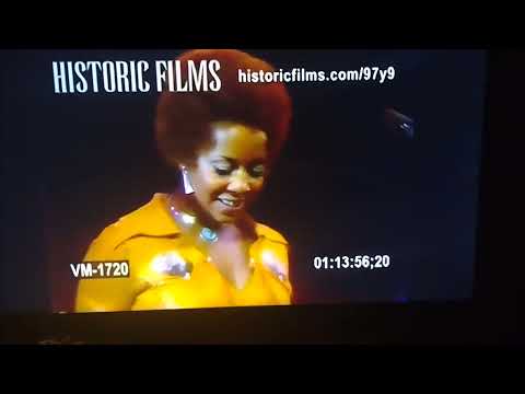 Thumbnail for Staple Singers Live: Respect Yourself concert version 1976 by The Staple Singers