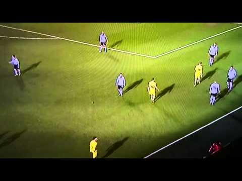 Clarke Carlisle fuming with Hugo rodeaga