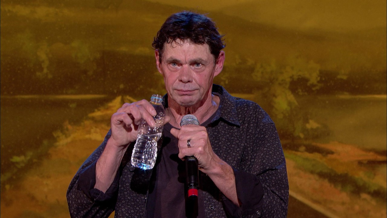 Rich Hall: 3:10 to Humour Live at the Vaudeville Theatre