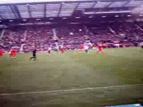 David Beckham goal! England v Wales 2004 (with sound) Salut