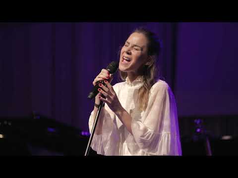 Natalia Lesz - "Uninvited" (Alanis Morissette cover)