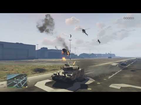 GTA V – Epic Tank vs Police Battle at Los Santos Airport!