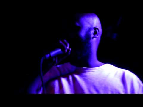 TRE-L,PRYME,RICH MAHOGANY TONE LIV