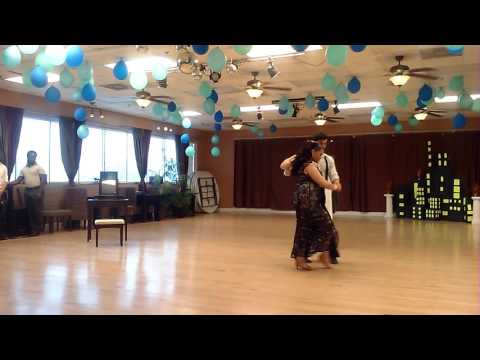 Xiomy's performance @ Turkey Trot