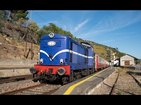 CP 1400s working the Douro Valley 