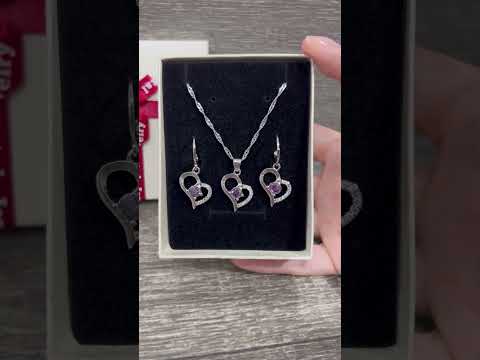 Подарок девушке набор "Фиолетовый аметист в серебряном сердце" колье и серьги ювелирный сплав в коробочке - фото 1 - id-p2295551700